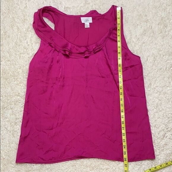 Ann Taylor Loft hot pink top with ruffle detail size L - Picture 10 of 11